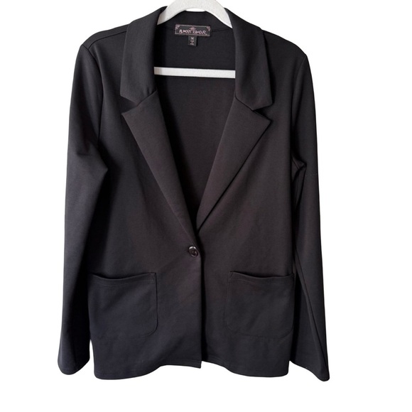 Almost Famous Jackets & Blazers - Almost Famous Black Structured Blazer Suit Jacket Women’s M